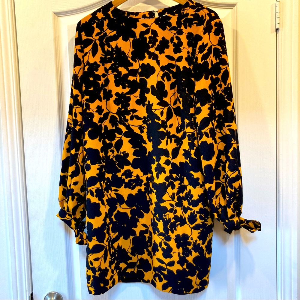 H&M Midi Shift dress Amber/Black Floral With Bow Sleeves Size 10